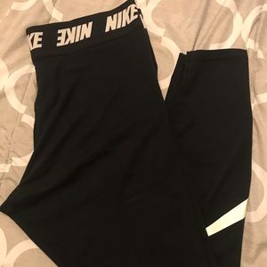 Black Nike Leggings